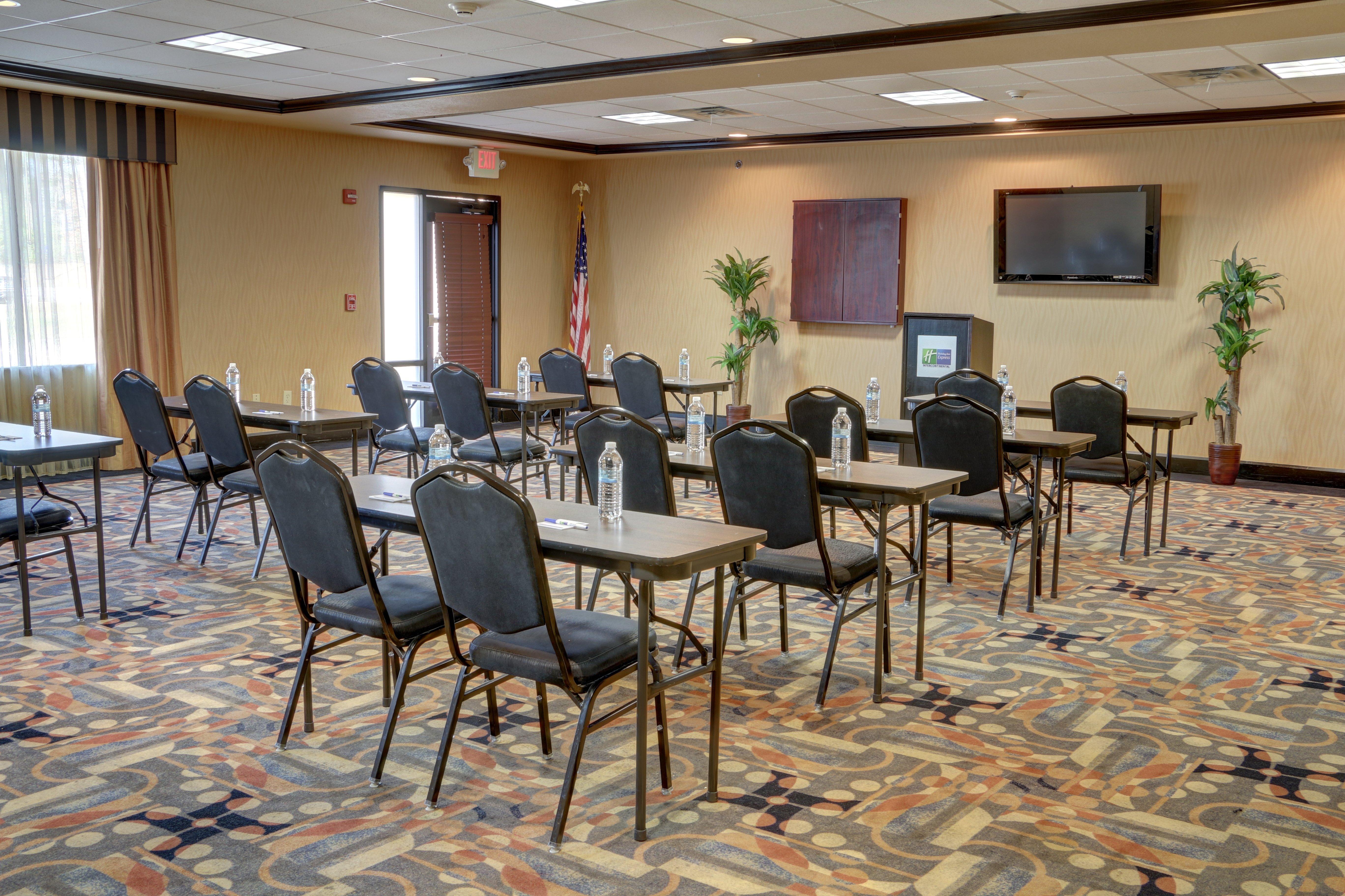 Holiday Inn Express Hotel & Suites Texarkana East By Ihg Exterior photo