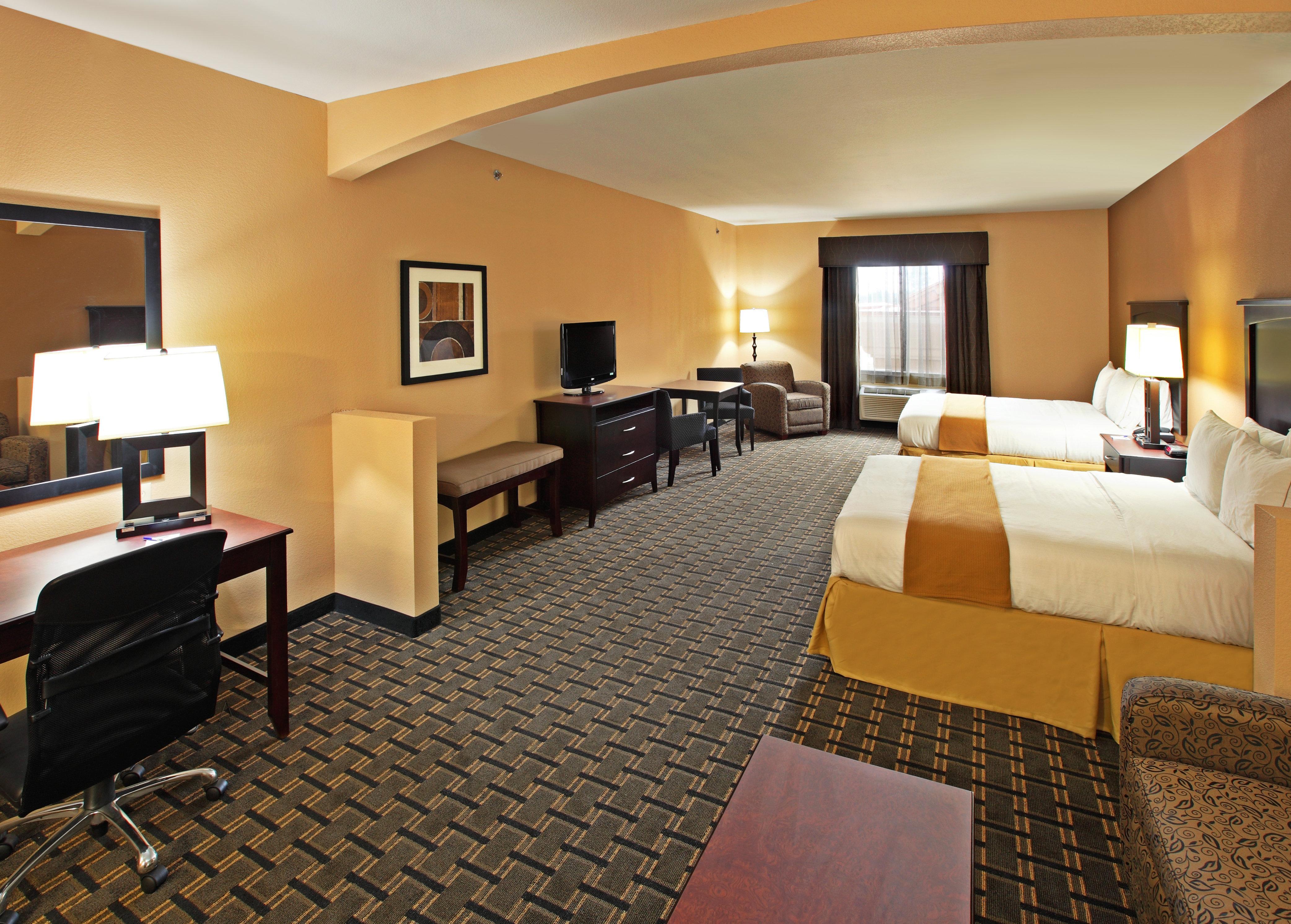 Holiday Inn Express Hotel & Suites Texarkana East By Ihg Exterior photo