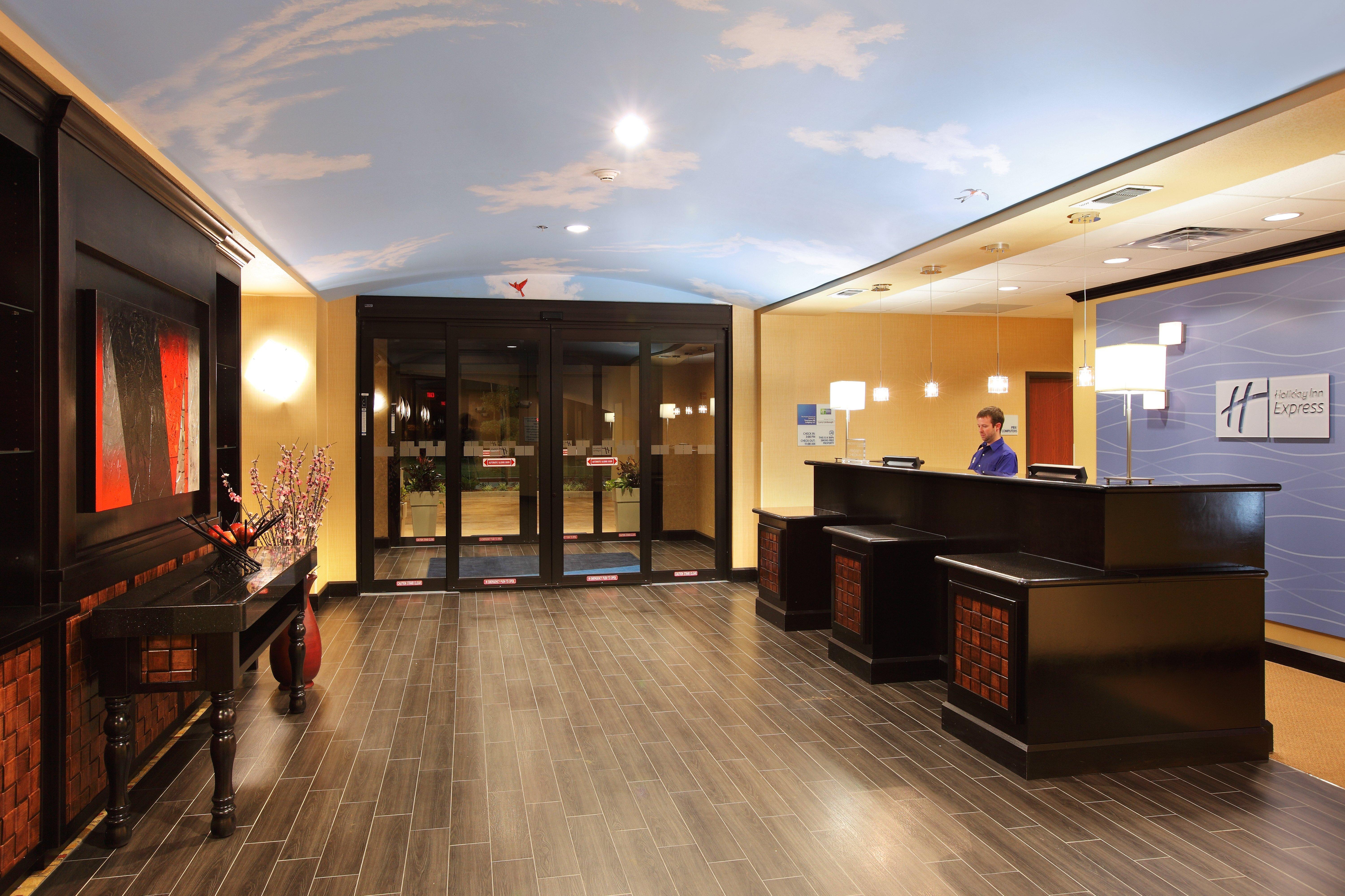 Holiday Inn Express Hotel & Suites Texarkana East By Ihg Exterior photo